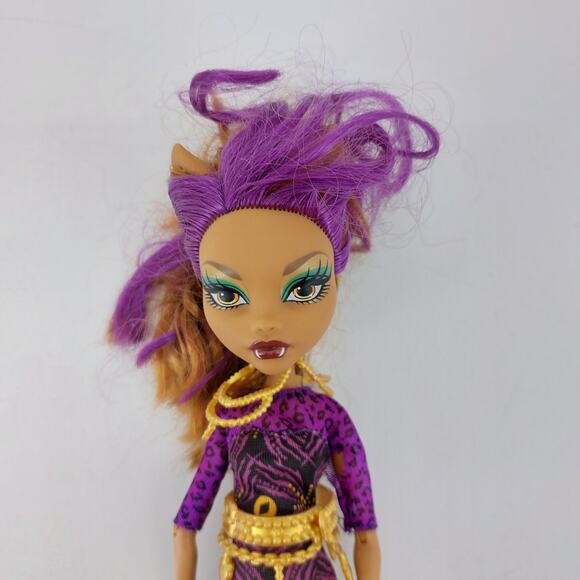Monster High Doll Frights Camera Action Clawdeen Wolf - Picture 3 of 9